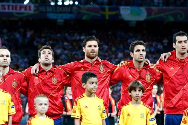 Onderwerp Subject: Spain - European Championship, EM, Europameisterschaft Reklame: Club Team Country: Italy Seizoen Season: 2012 FOTO PHOTO: INIESTA ( Andres Iniesta LUJAN ) (LL) of Spain and Jordi ALBA ( Jordi Alba RAMOS ) (L) of Spain and Xabi ALONSO ( Xabier Alonso OLANA ) (C) of Spain and Cesc FABREGAS ( Francesc Fabregas SOLER ) (R) of Spain and BUSQUETS ( Sergio Busquets BURGOS ) (RR) of Spain lineup before the match. (Photo by PICS UNITED) KIEV UKRAINE Content not available for redistribution in The Netherlands directly or indirectly through any third parties. Copyright: xBSRxAgencyx 12690701X2I6324