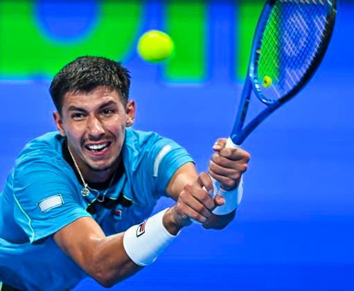 ATP, Tennis Herren Qatar Exxonmobil Open Tennis Tournament 2024 Alexei Popyrin of Australia is playing in his semifinal singles match against Karen Khachanov at the ATP Qatar ExxonMobil Open tennis tournament at the Khalifa International Tennis Complex in Doha, Qatar, on February 23, 2024. DOHA Qatar  Copyright: xNoushadxThekkayilx originalFilename:varittyakkal-atpqatar240223_npg5r.jpg