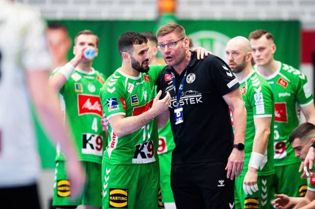 23 02 2024 Handball, 2023 2024, 2 Bundesliga, 22 Matchday, GWD Minden HC Elbflorenz Dresden L R Mohamed Amine Darmoul Minden , Aaron Ziercke Coach Minden