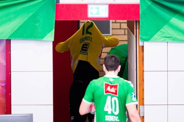 23 02 2024 Handball, 2023 2024, 2 Bundesliga, 22 Matchday, GWD Minden HC Elbflorenz Dresden L R Lucas Grabitz Minden , Luka Sebetic Minden
