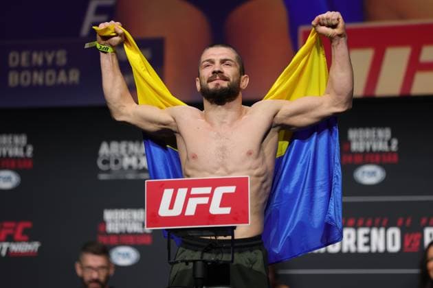 February 23, 2024, Mexico City, Ciudad de Mexico, Mexico: February 23, 2024, Mexico City, Mexico: Denys Bondar of Ukraine poses on the scale during the UFC Fight Night ceremonial weigh-in at CDMX Arena. on February 23, 2024 in Mexico City, Mexico. Mexico City Mexico - ZUMAe321 20240223_zsa_e321_146 Copyright: xLuisxMarin xEyepixxGroupx