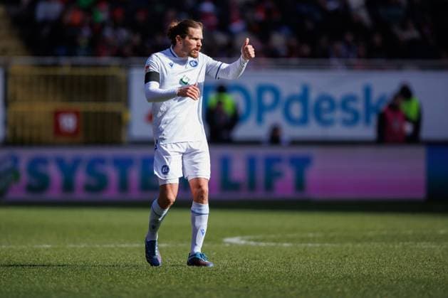 Sebastian Jung Karlsruher SC , 1 FC Kaiserslautern vs Karlsruher SC, Football, 2 Bundesliga, Season 2023 2024, 24 02 2024 1 FC Kaiserslautern vs Karlsruher SC, Football, 2 Bundesliga, Season 2023 2024, 24 02 2024 Kaiserslautern Copyright: xEibner-Pressefoto AlexanderxNeisx EP_ANS