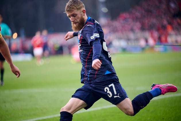 Jan Niklas Beste 1 FC Heidenheim, 37 , GER, 1 FC Union Berlin vs 1 FC Heidenheim 1846, Soccer Men, 1 Bundesliga, Season 2023 2024, 23 Matchday, 24 02 2024 DFL REGULATIONS PROHIBIT ANY USE OF PHOTOGRAPHS AS IMAGE SEQUENCES AND OR QUASI VIDEO GER, 1 FC Union Berlin vs 1 FC Heidenheim 1846, Soccer Men, 1 Bundesliga, Season 2023 2024, 23 Matchday, 24 02 2024 Berlin Copyright: xEibner-Pressefotox xClaudiusxRauchx EP_CRH