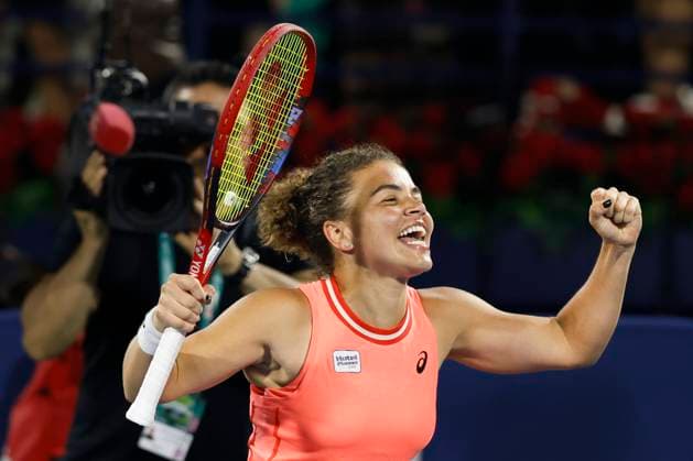 Jasmine Paolini cheers after the victory, jubilation, joy, emotion, final, final match, Dubai Duty Free Tennis Championships, Dubai, U A E Tennis Dubai Tennis Championships 2024 WTA Dubai Duty Free Tennis Stadium Dubai United Arab Emirates 24 February 2024 Copyright: xJuergenxHasenkopfx