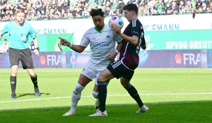 25 02 2024 Soccer Season 2023 2024 2 Soccer Bundesliga 23 Matchday SpVgg Greuther Fürth Kleeblatt 1 FC Nürnberg FCN Club Derby Frankenderby Sportfoto Zink xwoxzix DFL regulations prohibit any use of photographs as image sequences and or quasi video only for editorial use Armindo Sieb 30, SpVgg Greuther Fürth Florian Flick 6, 1 FC Nürnberg FCN