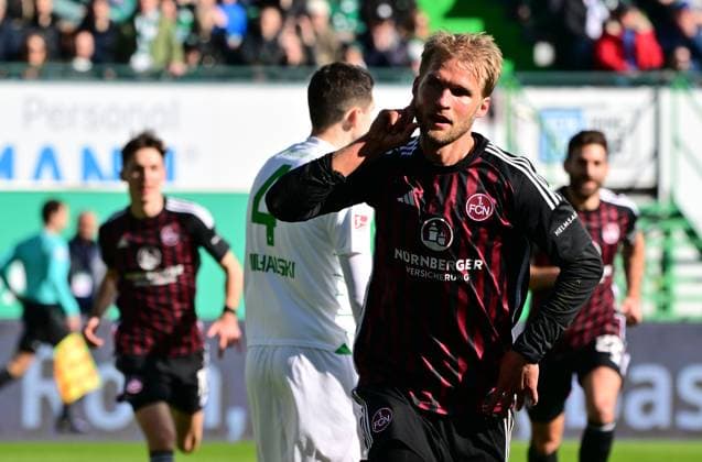 25 02 2024 Soccer Season 2023 2024 2 Soccer Bundesliga 23 Matchday SpVgg Greuther Fürth Kleeblatt 1 FC Nürnberg FCN Club Derby Frankenderby Sportfoto Zink MeZi xmexzix DFL regulations prohibit any use of photographs as image sequences and or quasi video only for editorial use Torjubel Jubel Freude nach Treffer Tor Torschuß zum 0 1 durch Sebastian Andersson 20, 1 FC Nürnberg FCN