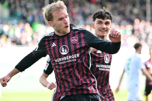 25 02 2024 Soccer Season 2023 2024 2 Soccer Bundesliga 23 Matchday SpVgg Greuther Fürth Kleeblatt 1 FC Nürnberg FCN Club Derby Frankenderby Sportfoto Zink MeZi xmexzix DFL regulations prohibit any use of photographs as image sequences and or quasi video only for editorial use Torjubel Jubel Freude nach Treffer Tor Torschuß zum 0 1 durch Sebastian Andersson 20, 1 FC Nürnberg FCN