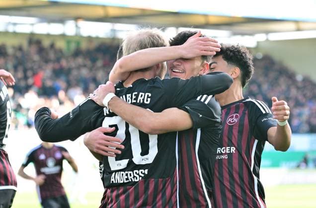 25 02 2024 Soccer Season 2023 2024 2 Soccer Bundesliga 23 Matchday SpVgg Greuther Fürth Kleeblatt 1 FC Nürnberg FCN Club Derby Frankenderby Sportfoto Zink MeZi xmexzix DFL regulations prohibit any use of photographs as image sequences and or quasi video only for editorial use Torjubel Jubel Freude nach Treffer Tor Torschuß zum 0 1 durch Sebastian Andersson 20, 1 FC Nürnberg FCN