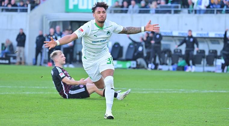 25 02 2024 Soccer Season 2023 2024 2 Soccer Bundesliga 23 Matchday SpVgg Greuther Fürth Kleeblatt 1 FC Nürnberg FCN Club Derby Frankenderby Sportfoto Zink xwoxzix DFL regulations prohibit any use of photographs as image sequences and or quasi video only for editorial use Torjubel Jubel Freude nach Treffer Tor Torschuß zum 2 1 durch Armindo Sieb 30, SpVgg Greuther Fürth