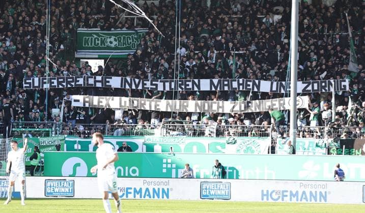 25 02 2024 Soccer Season 2023 2024 2 Soccer Bundesliga 23 Matchday SpVgg Greuther Fürth Kleeblatt 1 FC Nürnberg FCN Club Derby Frankenderby Sportfoto Zink DaMa xdaxmax DFL regulations prohibit any use of photographs as image sequences and or quasi video only for editorial use banner banner of the cloverleaf fans Super rich investors make us angry Alex words only angrier Zorniger