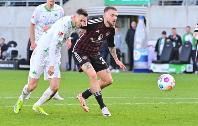 25 02 2024 Soccer Season 2023 2024 2 Soccer Bundesliga 23 Matchday SpVgg Greuther Fürth Kleeblatt 1 FC Nürnberg FCN Club Derby Frankenderby Sportfoto Zink xwoxzix DFL regulations prohibit any use of photographs as image sequences and or quasi video only for editorial use Branimir Hrgota 10 SpVgg Greuther Fürth Jannes Kilian Horn 38, 1 FC Nürnberg FCN
