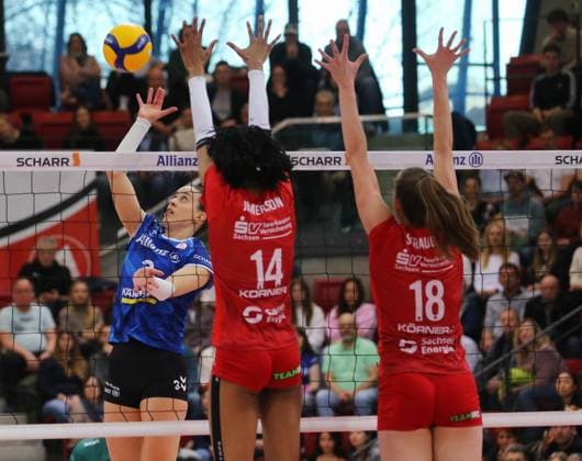 BAU 25 2 2024 Stuttgart Volleyball Allianz MTV Stuttgart vs Dresdner SC, left Maria Segura Palleres Stuttgart