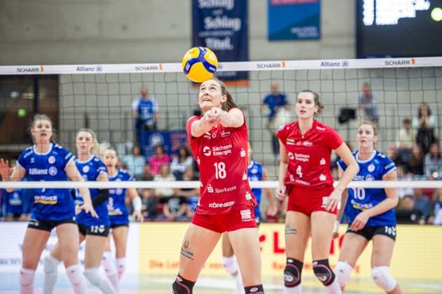 Sarah Straube Dresdner SC, 18 Ball reception Allianz MTV Stuttgart Dresdner SC, Sport, Volleyball Bundesliga, Frauen, VBL, Saison 2023 24, 25 02 2024, Stuttgart SCHARRena , DEU Allianz MTV Stuttgart Dresdner SC, Sport, Volleyball Bundesliga, Frauen, VBL, Saison 2023 24, 25 02 2024, Stuttgart SCHARRena , DEU Stuttgart Copyright: xSandyxDinkelackerx EP_SDR
