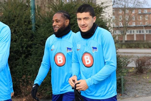 DEU, DFL, 2 FBL Hertha BSC, Training, 26 02 2024, Sportforum, Berlin, DEU, DFL, 2 FBL Hertha BSC, Training, in the picture Deyovaisio Zeefuik Hertha BSC Berlin 34 , Ibrahim Maza Hertha BSC Berlin 30 DFL regulations prohibit any use of Photographs as image sequences and or quasi video Foto Juergen Engler nordphoto GmbH nordphotoxGmbHx xEngler nph00076