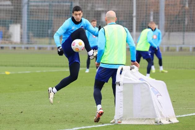 DEU, DFL, 2 FBL Hertha BSC, Training, 26 02 2024, Sportforum, Berlin, DEU, DFL, 2 FBL Hertha BSC, Training, im Bild Ibrahim Maza Hertha BSC Berlin 30 , Toni Leistner Hertha BSC Berlin 37 DFL regulations prohibit any use of Photographs as image sequences and or quasi video Foto Juergen Engler nordphoto GmbH nordphotoxGmbHx xEngler nph00076