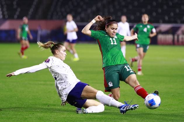 RECORD DATE NOT STATED Concacaf W Gold Cup 2024 United States 0-2 Mexico Lizbeth Ovalle of Mexico during the Group stage, Group A match between United States (USA) and Mexico (Mexico national team, Nationalteam as part of the Concacaf Womens Gold Cup 2024, at Dignity Health Sports Park Stadium on February 26, 2024 in Carson California, United States. CARSON LOS ANGELES CALIFORNIA UNITED STATES  Copyright: xUlisesxNaranjox 20240226225622_CWGC_2024_GA_USA_MEX_OVALLE190
