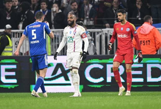 Alexandre Lacazette (lyon) FOOTBALL: Olympique Lyonnais vs Racing Club de Strasbourg Alsace - 1 4 Coupe de France - 27 02 2024 FredericChambert Panoramic 
