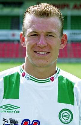 Onderwerp Subject: Official presentation FC Groningen KPN Eredivisie Club Team Country: FC Groningen Seizoen Season: 2001 2002 FOTO PHOTO: FC Groningen s Arjen ROBBEN GRONINGEN NLD Content not available for redistribution in The Netherlands directly or indirectly through any third parties. Copyright: xBSRxAgencyx 01195764