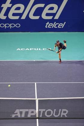 (240228) -- ACAPULCO, Feb. 28, 2024 -- Dominik Koepfer of Germany hits a return during the men s singles first round match against Terence Atmane of France at the 2024 ATP, Tennis Herren Mexican Open tennis tournament in Acapulco, Mexico, Feb. 27, 2024. ) (SP)MEXICO-ACAPULCO-TENNIS-ATP-MEXICAN OPEN LixMengxin 