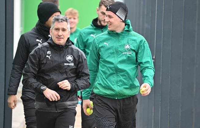 28 02 2024 Soccer 2 Bundesliga Season 2023 2024 SpVgg Greuther Fürth Fuerth Kleeblatt Training xwoxzix Michael Schleinkofer Athletics Trainer SpVgg Greuther Fürth with Semir Kaymakci 42, SpVgg Greuther Fürth