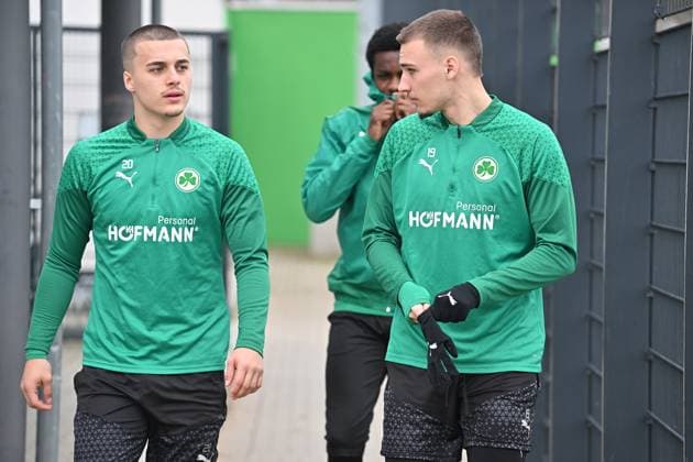 28 02 2024 Soccer 2 Bundesliga Season 2023 2024 SpVgg Greuther Fürth Fuerth Kleeblatt Training xwoxzix Leander Popp 20, SpVgg Greuther Fürth Tim Lemperle 19, SpVgg Greuther Fürth