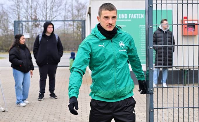 28 02 2024 Soccer 2 Bundesliga Season 2023 2024 SpVgg Greuther Fürth Fuerth Kleeblatt Training xwoxzix Lukas Petkov 16, SpVgg Greuther Fürth
