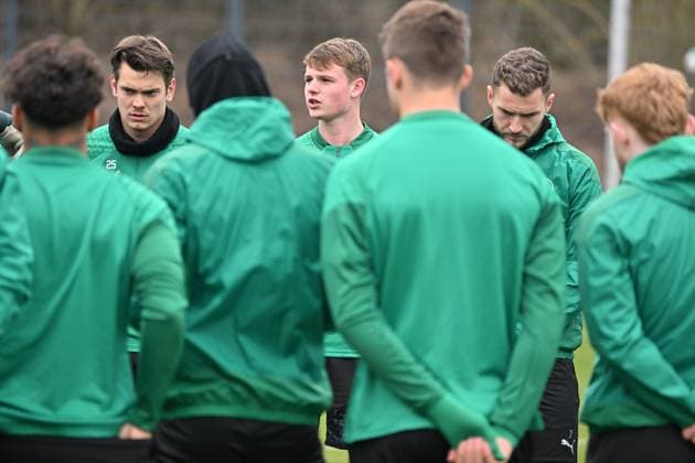 28 02 2024 Soccer 2 Bundesliga Season 2023 2024 SpVgg Greuther Fürth Fuerth Kleeblatt Training xwoxzix Leon Schaffran 25, SpVgg Greuther Fürth Jonas Urbig 40, SpVgg Greuther Fürth Dennis Srbeny 7, SpVgg Greuther Fürth
