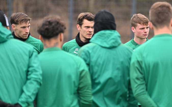 28 02 2024 Soccer 2 Bundesliga Season 2023 2024 SpVgg Greuther Fürth Fuerth Kleeblatt Training xwoxzix Nils Körber 1, SpVgg Greuther Fürth Leon Schaffran 25, SpVgg Greuther Fürth Jonas Urbig 40, SpVgg Greuther Fürth
