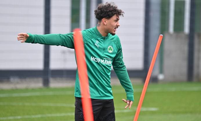 28 02 2024 Soccer 2 Bundesliga Season 2023 2024 SpVgg Greuther Fürth Fuerth Kleeblatt Training xwoxzix Armindo Sieb 30, SpVgg Greuther Fürth