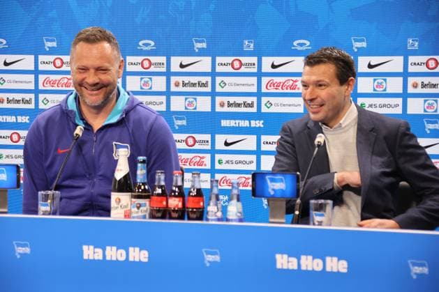 DEU, DFL, 2 FBL Hertha BSC, PK, 28 02 2024, Sportforum, Berlin, DEU, DFL, 2 FBL Hertha BSC, PK, im Bild Cheftrainer Pal Dardai Hertha BSC Berlin , Benjamin Weber Sportdirektor, Hertha BSC Berlin DFL regulations prohibit any use of Photographs as image sequences and or quasi video Foto Juergen Engler nordphoto GmbH nordphotoxGmbHx xEngler nph00076