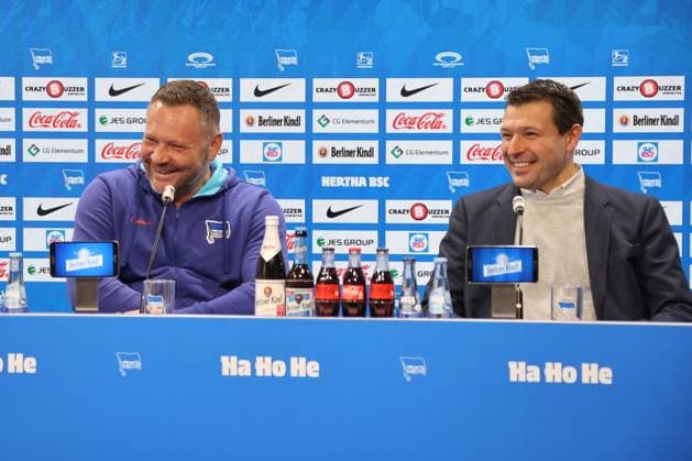 DEU, DFL, 2 FBL Hertha BSC, PK, 28 02 2024, Sportforum, Berlin, DEU, DFL, 2 FBL Hertha BSC, PK, im Bild Cheftrainer Pal Dardai Hertha BSC Berlin , Benjamin Weber Sportdirektor, Hertha BSC Berlin DFL regulations prohibit any use of Photographs as image sequences and or quasi video Foto Juergen Engler nordphoto GmbH nordphotoxGmbHx xEngler nph00076