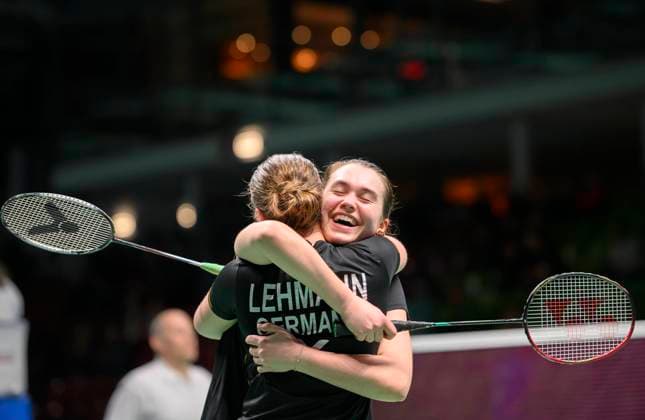 Bilder des Jahres 2024, Sport 02 Februar Sport Themen der Woche KW09 Sport Bilder des Tages Jubel Amelie LEHMANN l. Cara SIEBRECHT (GER) nach dem Sieg Amelie LEHMANN Cara SIEBRECHT (GER) vs. Rutaparna PANDA Swetaparna PANDA (IND) 21-17, 10-21, 21-14, Damen Doppel, 1. Runde, WD Round 1, am 28.02.2024 Badminton Yonex German Open 2024 vom 27.02. - 03.03.2024 in Muelheim an der Ruhr Deutschland. Â *** Cheering Amelie LEHMANN l Cara SIEBRECHT GER after the victory Amelie LEHMANN Cara SIEBRECHT GER vs Rutaparna PANDA Swetaparna PANDA IND 21 17, 10 21, 21 14, Womens Doubles, 1 Round, WD Round 1, on 28 02 2024 Badminton Yonex German Open 2024 from 27 02 03 03 2024 in Muelheim an der Ruhr Germany Â
