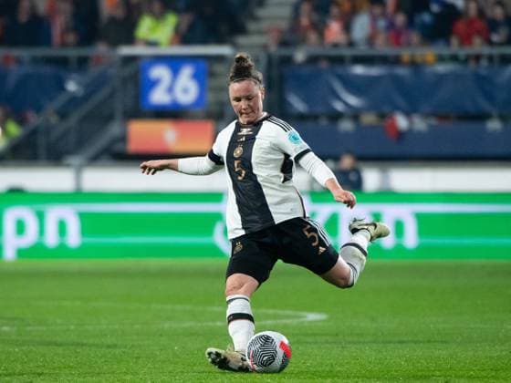 Marina Hegering Germany, 05 on the ball, NED, Netherlands NED vs Germany GER , UEFA Womens Football Nations League Finals, Match for 3rd place, 28 02 2024 NED, Netherlands NED vs Germany GER , UEFA Womens Football Nations League Finals, Match for 3rd place, 28 02 2024 Heerenveen Copyright: xEibner-Pressefoto Memmlerx EP_MMR