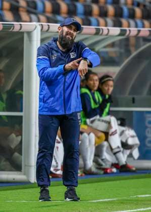 HOUSTON, TX - FEBRUARY 28: El Salvador head coach Eric Acuna signals his displeasure to the referee in the first half during the CONCACAF Womens Gold Cup Group C - Paraguay vs El Salvador match on February 28, 2024 at Shell Energy Stadium in Houston, Texas. (Photo by Leslie Plaza Johnson Icon Sportswire) SOCCER: FEB 28 CONCACAF Womens Gold Cup Group C - Paraguay vs El Salvador EDITORIAL USE ONLY Icon240228008