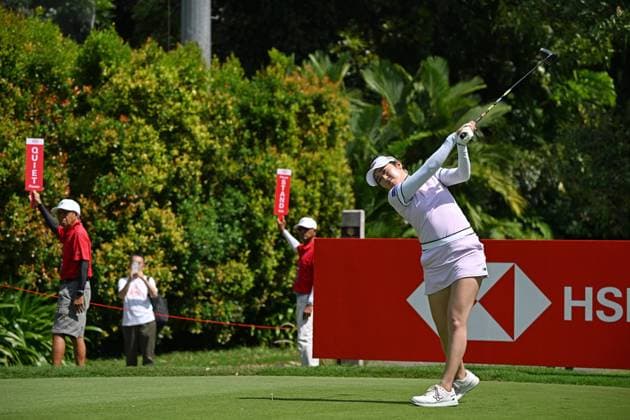 (240229) -- SINGAPORE, Feb. 29, 2024 -- Inami Mone of Japan competes during the first day of the HSBC Women s World Championship, WM, Weltmeisterschaft held in Singapore s Sentosa Golf Club on Feb. 29, 2024. (Photo by Xinhua) (SP)SINGAPORE-GOLF-WOMEN S WORLD CHAMPIONSHIP ThenxChihxWey 