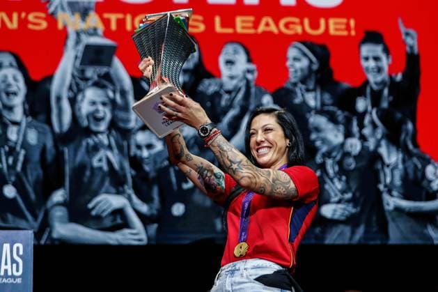 Bilder des Jahres 2024, Sport 02 Februar Sport Themen der Woche KW09 Sport Bilder des Tages February 29, 2024: Jenni Hermoso of Spain poses with the trophy during the celebration of the Spain Women Team after winning the UEFA Women s Nations League at Palacio Vistalegre on February 29, 2024 inÃ‚ Madrid,Ã‚ Spain. - ZUMAa181 20240229_zaa_a181_011 Copyright: xIrinaxR.Hipolitox