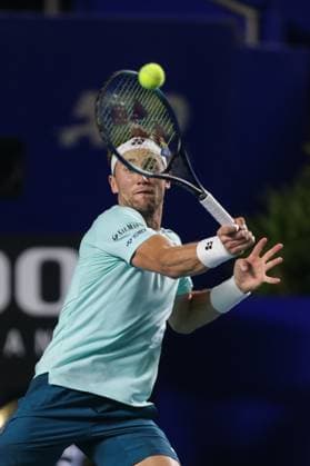 (240301) -- ACAPULCO, March 1, 2024 -- Casper Ruud of Norway hits a return during the quarterfinal match against Ben Shelton of the United States at the 2024 ATP, Tennis Herren Mexican Open tennis tournament in Acapulco, Mexico, March 1, 2024. (Photo by Xinhua) (SP)MEXICO-ACAPULCO-TENNIS-ATP-MEXICAN OPEN-QUARTERFINAL FranciscoxCanedo 