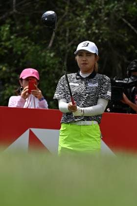 (240301) -- SINGAPORE, March 1, 2024 -- Furue Ayaka of Japan competes during the second day of the HSBC Women s World Championship, WM, Weltmeisterschaft held in Singapore s Sentosa Golf Club on March 1, 2024. (Photo by Then Chih Wey Xinhua) (SP)SINGAPORE-GOLF-WOMEN S WORLD CHAMPIONSHIP XinxJiapo 