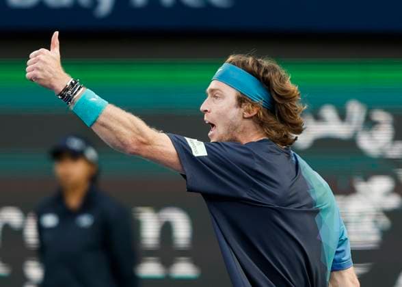 Andrey Rublev argues with the chair umpire, Dubai Duty Free Tennis Championships, Dubai, U A E Copyright: xJuergenxHasenkopfx
