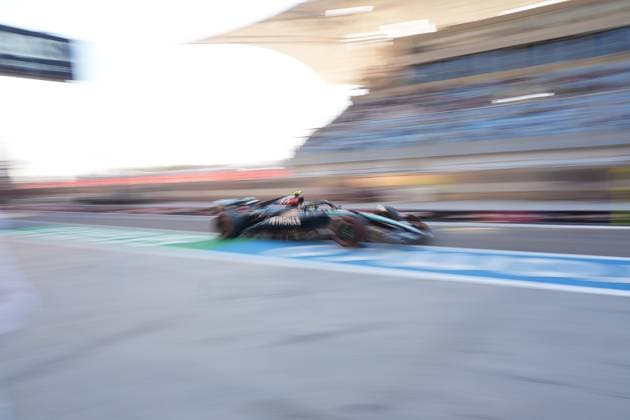 Formula 1 Gulf Air Bahrain Grand Prix 2024 01 03 2024, Bahrain International Circuit, Sakhir, Formula 1 Gulf Air Bahrain Grand Prix 2024 ,in the picture Lewis Hamilton GBR , Mercedes AMG Petronas Formula One Team nordphotoxGmbHx xBratic nph00250
