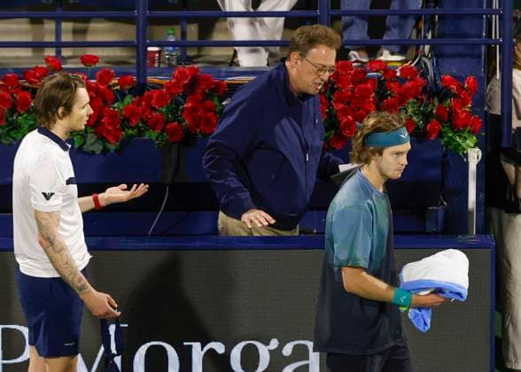 Andrey Rublev is disqualified by supervisor Roland Herfel, Alexander Bublik tries to mediate, Dubai Duty Free Tennis Championships, Dubai, U A E Tennis Dubai Tennis Championships 2024 ATP Dubai Duty Free Tennis Stadium Dubai United Arab Emirates 1 March 2024 Copyright: xJuergenxHasenkopfx