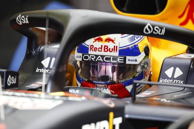 VERSTAPPEN Max (ned), Red Bull Racing RB20, portrait during the Formula 1 Gulf Air Bahrain Grand Prix 2024, 1st round of the 2024 FIA Formula One World Championship, WM, Weltmeisterschaft from February 29 to March 2, 2024 on the Bahrain International Circuit, in Sakhir, Bahrain - F1 - BAHRAIN GRAND PRIX 2024 DPPI Panoramic  240301_R01_BAHRAIN__BR33606