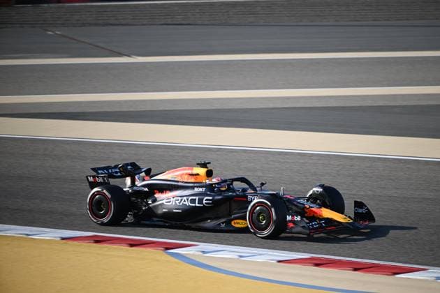 March 1, 2024, Sakhir, Bahrain: MAX VERSTAPPEN (NED) of Oracle Red Bull Racing 1 racing during FP3 during the Formula 1 Bahrain Grand Prix. Sakhir Bahrain - ZUMAb177 20240301_aap_b177_040 Copyright: xTaidghxBarronx