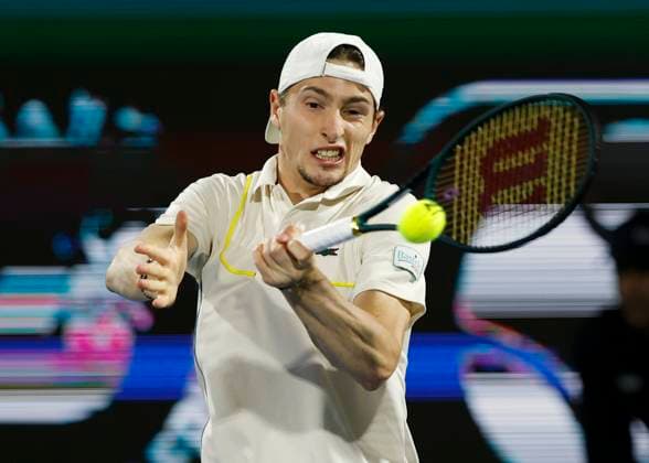 Ugo Humbert, Dubai Duty Free Tennis Championships, Dubai, U A E Tennis Dubai Tennis Championships 2024 ATP Dubai Duty Free Tennis Stadium Dubai United Arab Emirates 1 March 2024 Copyright: xJuergenxHasenkopfx