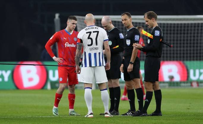 Philipp Sander and Toni Leistner at the side selection Sport Soccer Football DFL 2 Bundesliga Men 24 Matchday Season 2023 2024 01 03 2024 Hertha BSC Berlin vs Holstein Kiel DFL regulations prohibit any use of photographs as image sequences and or quasi video