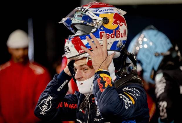 BAHRAIN - Max Verstappen (Red Bull Racing) after qualifying on the Bahrain International Circuit in the Sakhir desert area prior to the Bahrain Grand Prix. ANP REMKO DE WAAL Qualifying 2024 2025 xVIxANPxSportx xxANPxIVx 492540783 originalFilename: 492540783.jpg