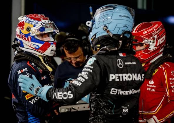 BAHRAIN - Max Verstappen (Red Bull Racing), George Russell (Mercedes) and Charles Leclerc (Ferrari) after qualifying on the Bahrain International Circuit in the Sakhir desert area prior to the Bahrain Grand Prix. ANP REMKO DE WAAL Qualifying 2024 2025 xVIxANPxSportx xxANPxIVx 492540924 originalFilename: 492540924.jpg