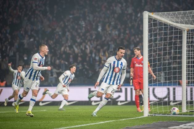 2 Soccer Bundesliga, Hertha BSC vs Holstein Kiel Berlin, 01 03 2024 Cheers for 1 0 by Haris Tabakovic Hertha BSC, 25 2 Soccer Bundesliga, Hertha BSC vs Holstein Kiel, Olympiastadion, Berlin, 01 03 2024 DFL REGULATIONS PROHIBIT ANY USE OF PHOTOGRAPHS AS IMAGE SEQUENCES AND OR QUASI VIDEO Copyright: xBEAUTIFULxSPORTS LucianoxLimax
