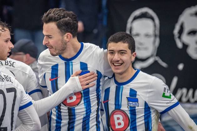 2 Soccer Bundesliga, Hertha BSC vs Holstein Kiel Berlin, 01 03 2024 Cheers for 1 0 by Haris Tabakovic Hertha BSC, 25 , Ibrahim Maza Hertha BSC, 30 2 Soccer Bundesliga, Hertha BSC vs Holstein Kiel, Olympiastadion, Berlin, 01 03 2024 DFL REGULATIONS PROHIBIT ANY USE OF PHOTOGRAPHS AS IMAGE SEQUENCES AND OR QUASI VIDEO Copyright: xBEAUTIFULxSPORTS LucianoxLimax