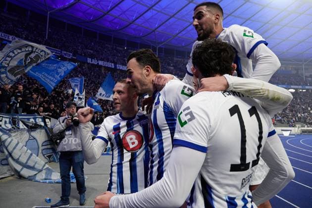 Goal for 1 0 by Haris Tabakovic Hertha BSC, 25 , Hertha BSC Berlin, cheers, Fabian Reese Hertha BSC, 11 , GER, Hertha BSC vs Holstein Kiel, Soccer Men, 2 Bundesliga, Season 2023 2024, Matchday 24, 01 03 2024 DFL REGULATES PROHIBIT ANY USE OF PHOTOGRAPHS AS IMAGE SEQUENCES AND OR QUASI VIDEO GER, Hertha BSC vs Holstein Kiel, Soccer men, 2 Bundesliga, Season 2023 2024, 24 Matchday, 01 03 2024 Berlin Copyright: xEibner-Pressefotox xClaudiusxRaux EP_CRH